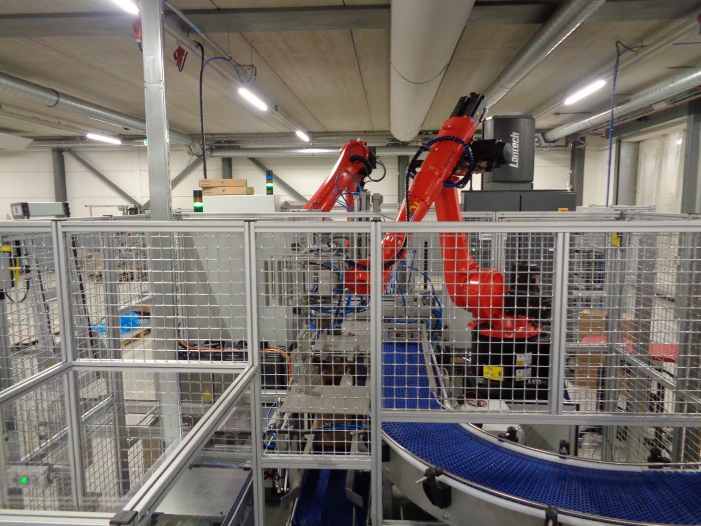 Industri?le robots van KUKA bij Quooker