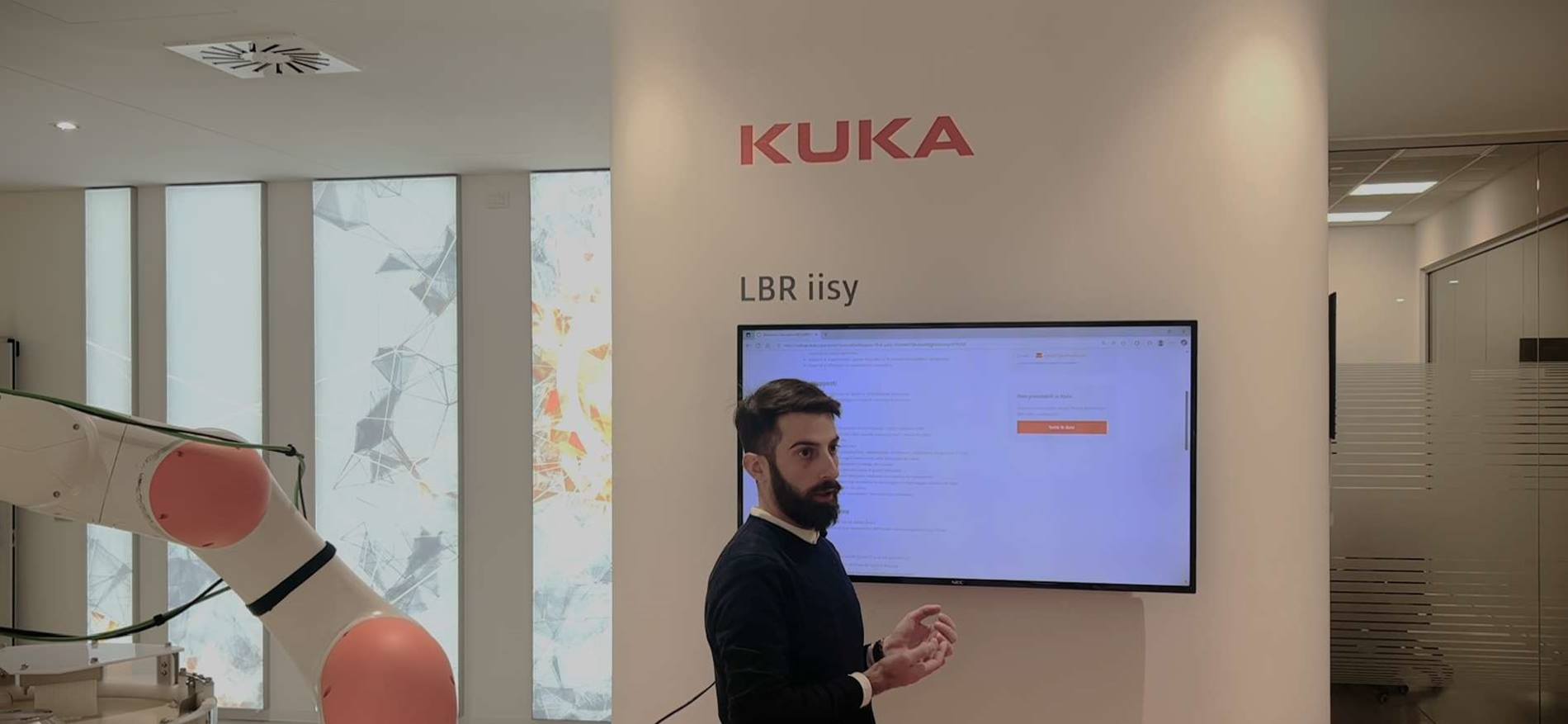 Formazione KUKA College al Service Tech Day: corsi certificati per manutentori e programmatori
