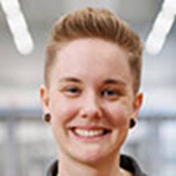 Biancy Czichy, Ausbilderin bei KUKA Robtics