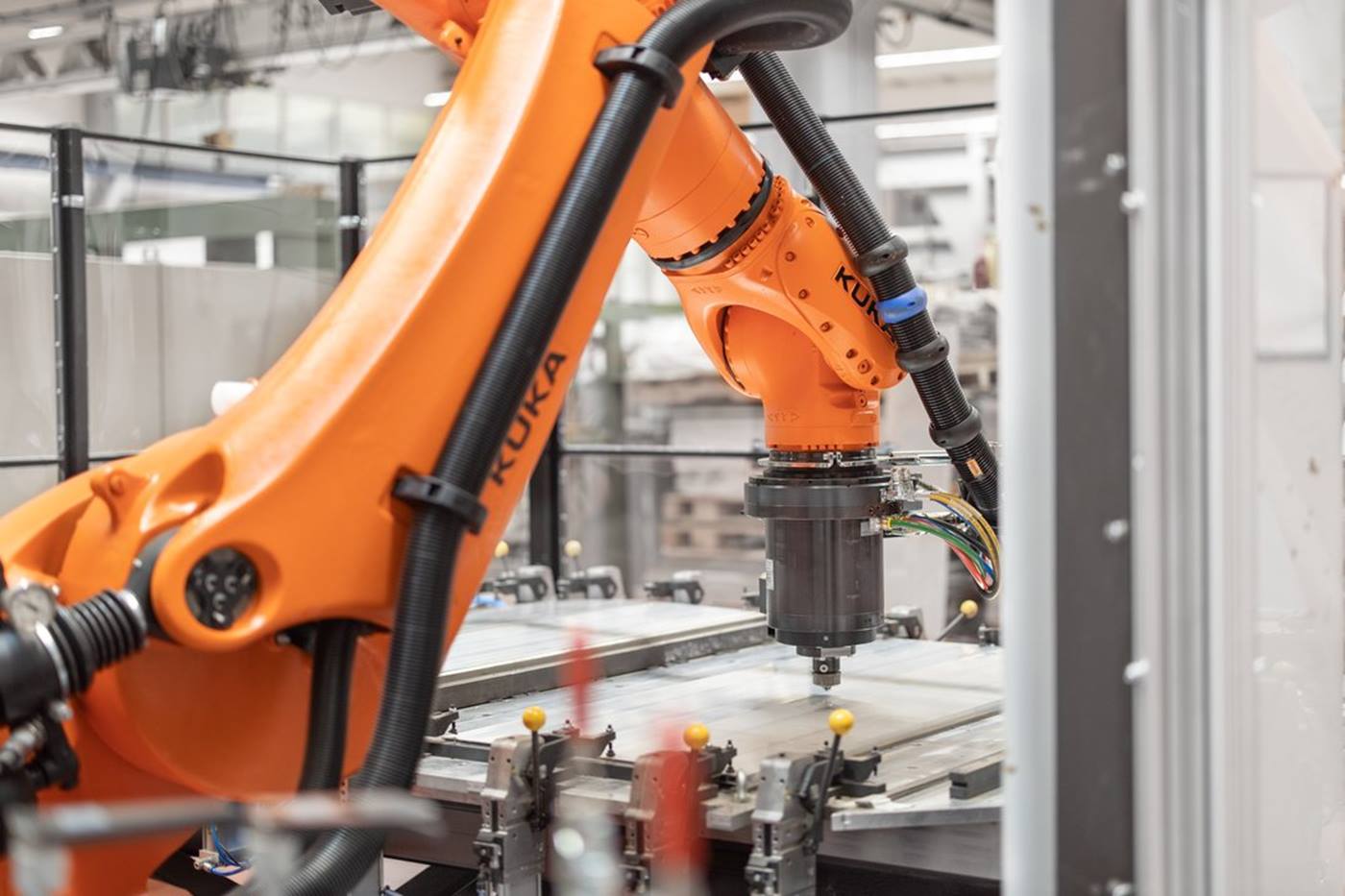 AI-based process monitoring for automated friction stir welding