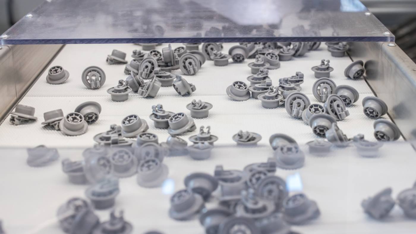 Plastic is processed with high quality and suitable tools.