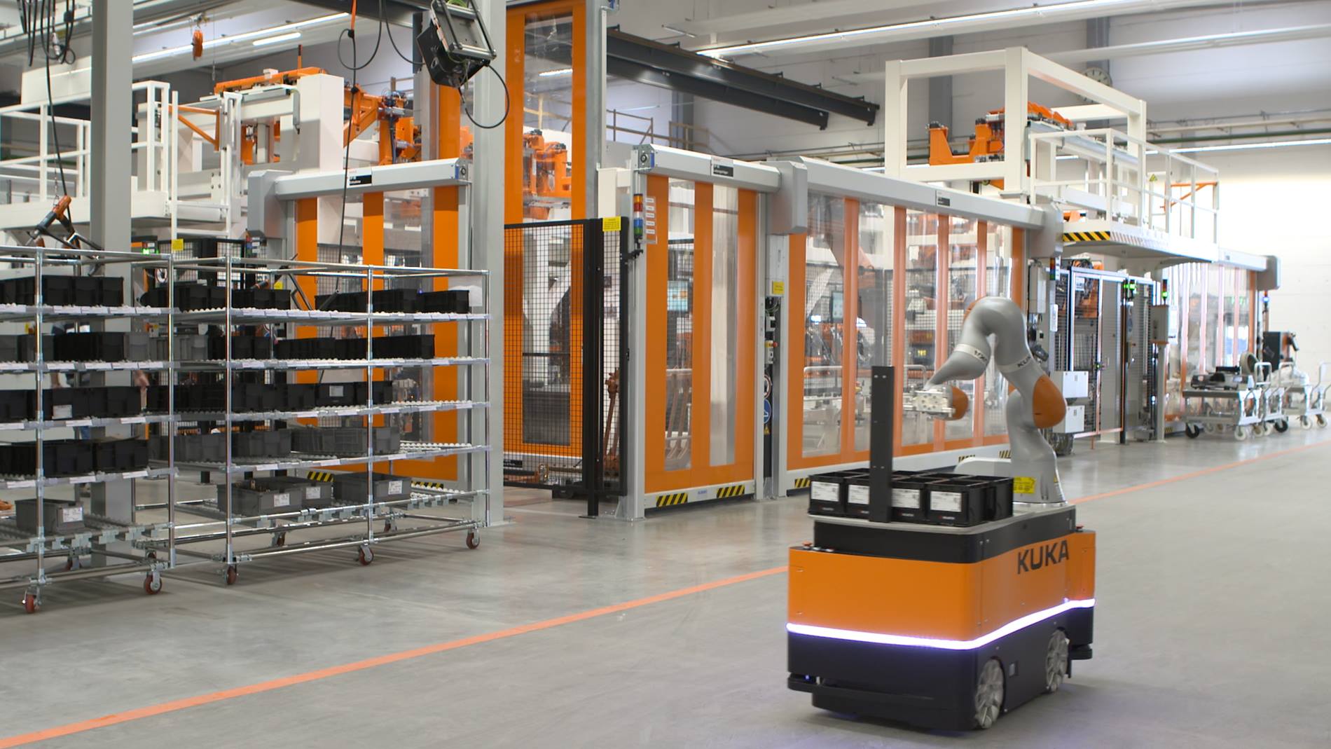 Autonomously navigating transportation solution at KUKA