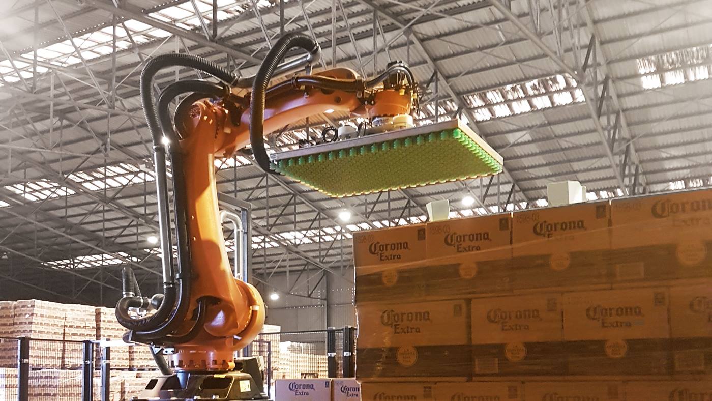 KR Quantec PA robot reaces stack 