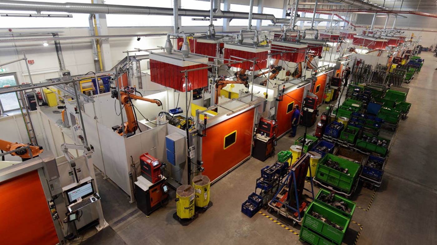 Verschwei?en von Leiterrahmen auf automatisierter KUKA Produktionsanlage