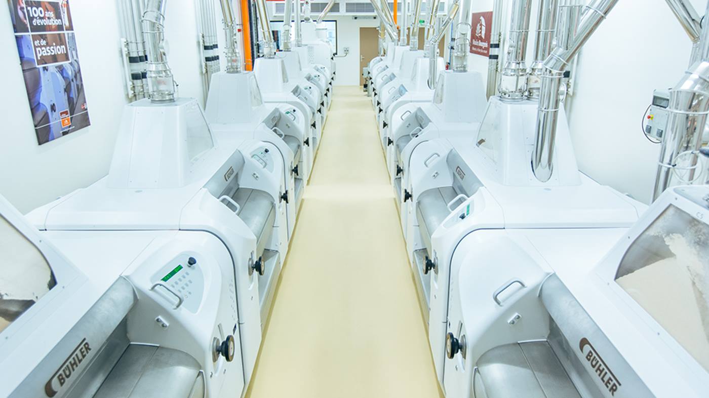 Palletiseerrobots bij Moulins Bourgeois