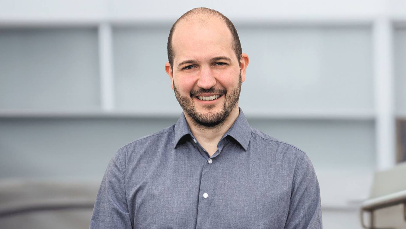 Tobias Sch?fle ist ein leidenschaftlicher Ingenieur, der sich für Robotik und innovative Technologien begeistert. 